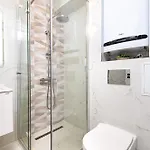 Casa Moderna - Stylish 1bd In South By Flat Manager 아파트 *
